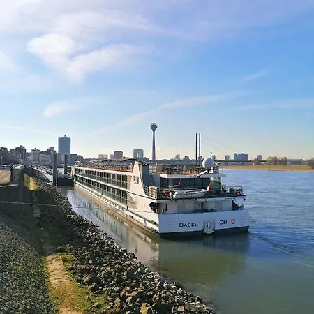 Viva Riverside Altstadt Dusseldorf