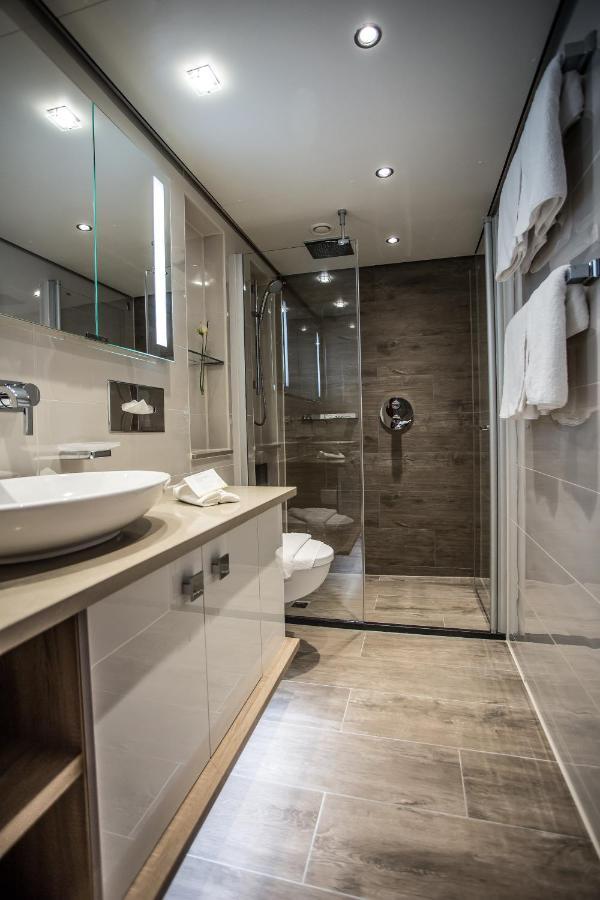 Hotel Viva Riverside Altstadt 4*