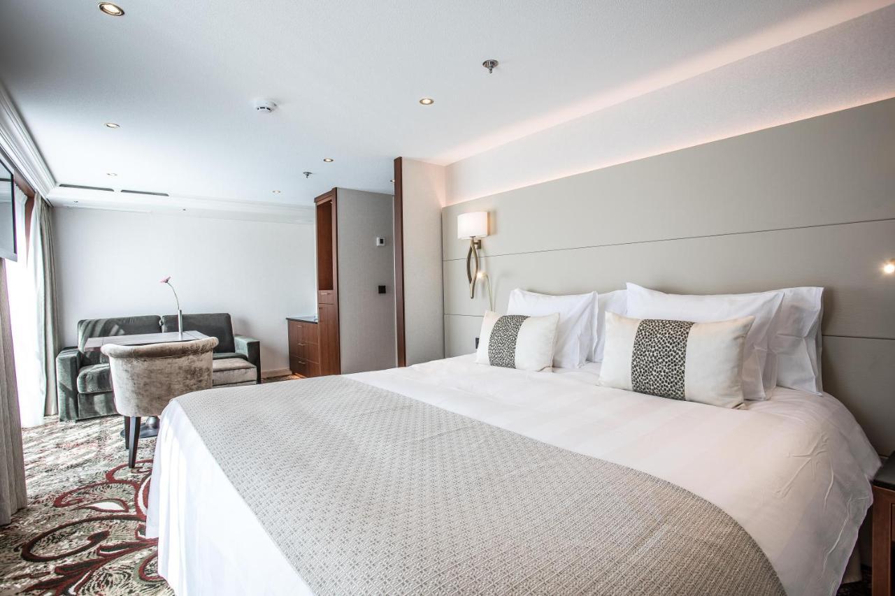 Viva Riverside Altstadt 4*