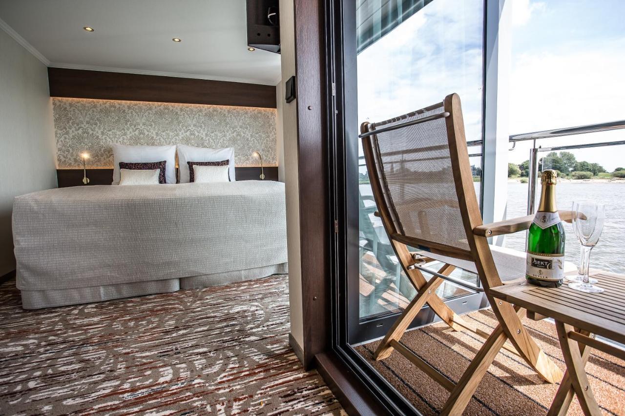 Viva Riverside Altstadt Hotel 4*