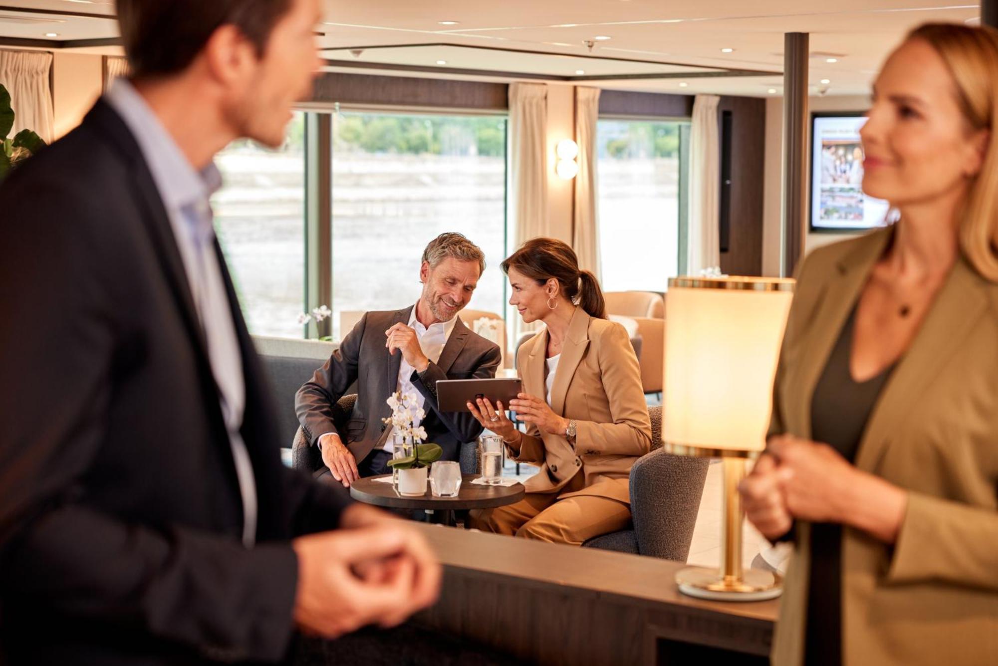 Viva Riverside Altstadt Dusseldorf